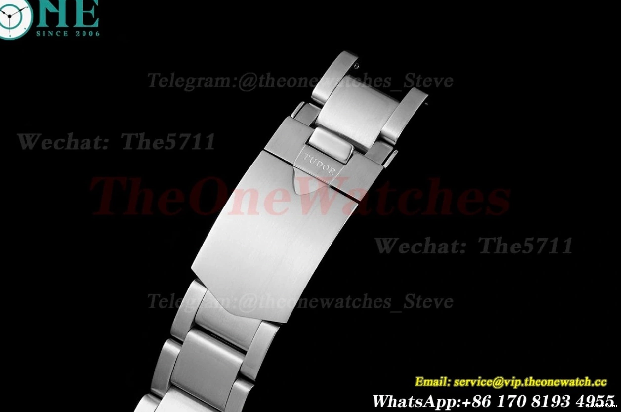 V4 Black KRF Dot Black 36mm SS SS Bay Heritage A2824 0127